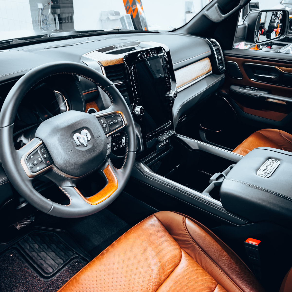 Миниатюра Антигравийная оклейка Dodge Ram в матовый полиуретан 