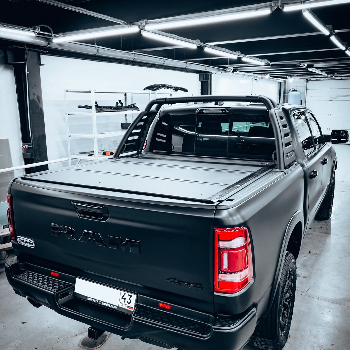 Миниатюра Антигравийная оклейка Dodge Ram в матовый полиуретан 