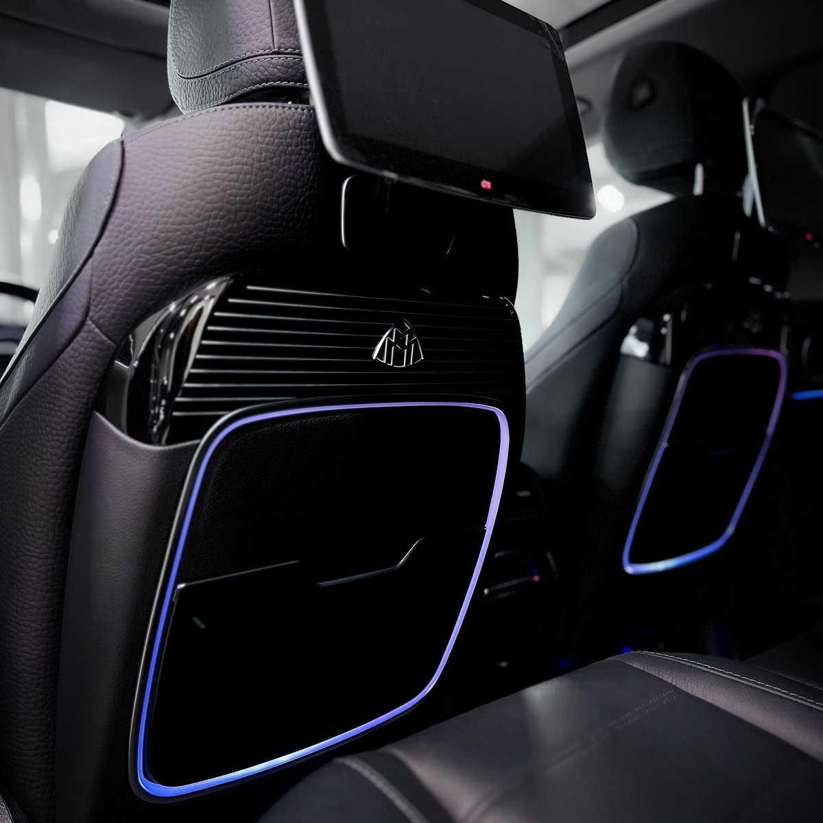 Миниатюра Антигравийная оклейка MB GLS глянцевой полиуретановой пленкой