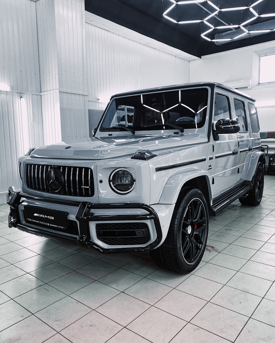 Миниатюра Оклейка в цветную виниловую пленку Mercedes-Benz G63
