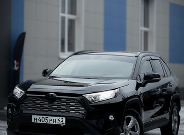 Миниатюра Антигравийная оклейка Toyota Rav 4 полиуретановой пленкой