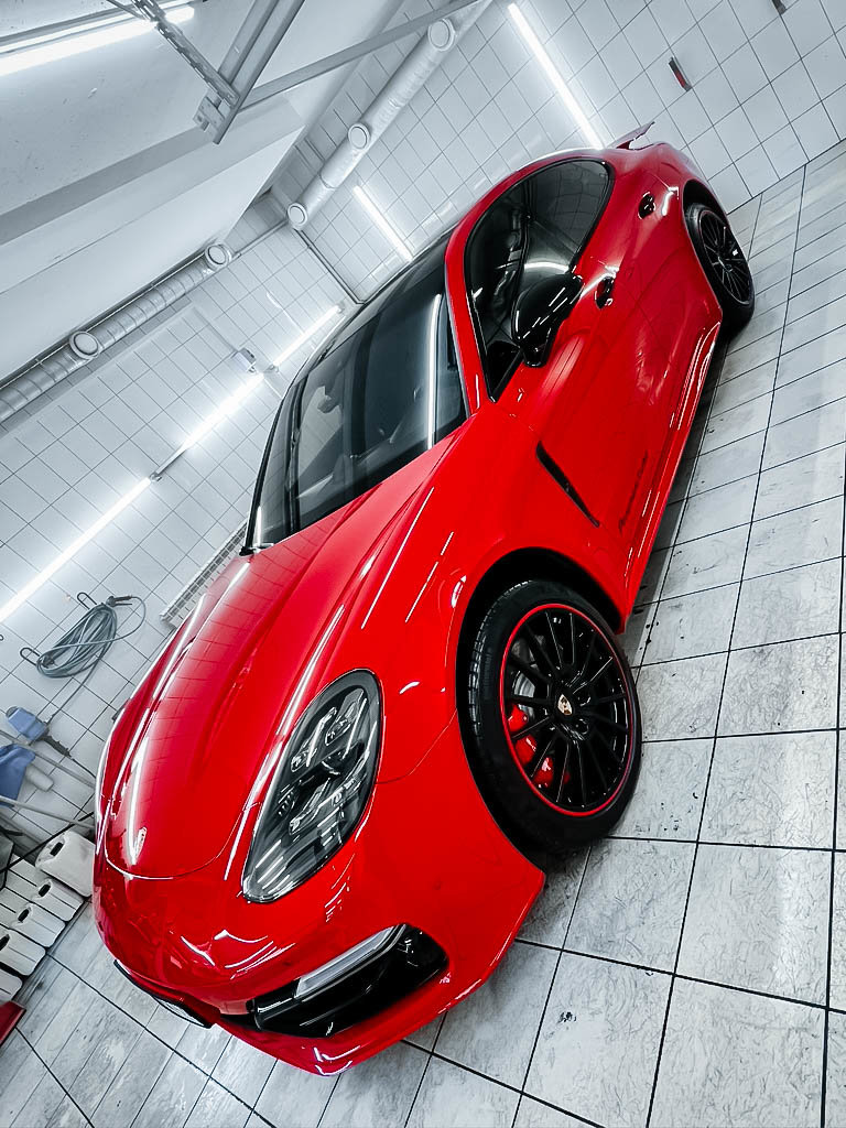 Миниатюра Оклейка в цветную полиуретановую пленку Porsche Cayenne