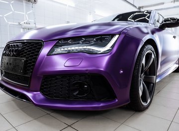 Миниатюра Оклейка в цветную виниловую пленку Audi RS7