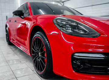 Миниатюра Оклейка в цветную полиуретановую пленку Porsche Cayenne