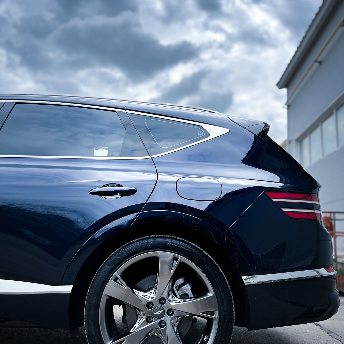 Миниатюра Антигравийная оклейка Genesis GV80 полиуретановой пленкой