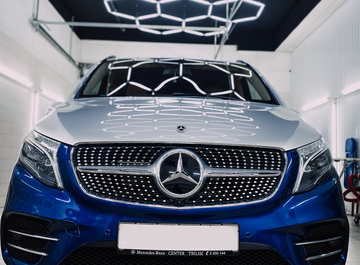 Миниатюра Оклейка в цветную виниловую пленку Mercedes V-class