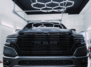 Миниатюра Антигравийная оклейка в матовый полиуретан Dodge Ram