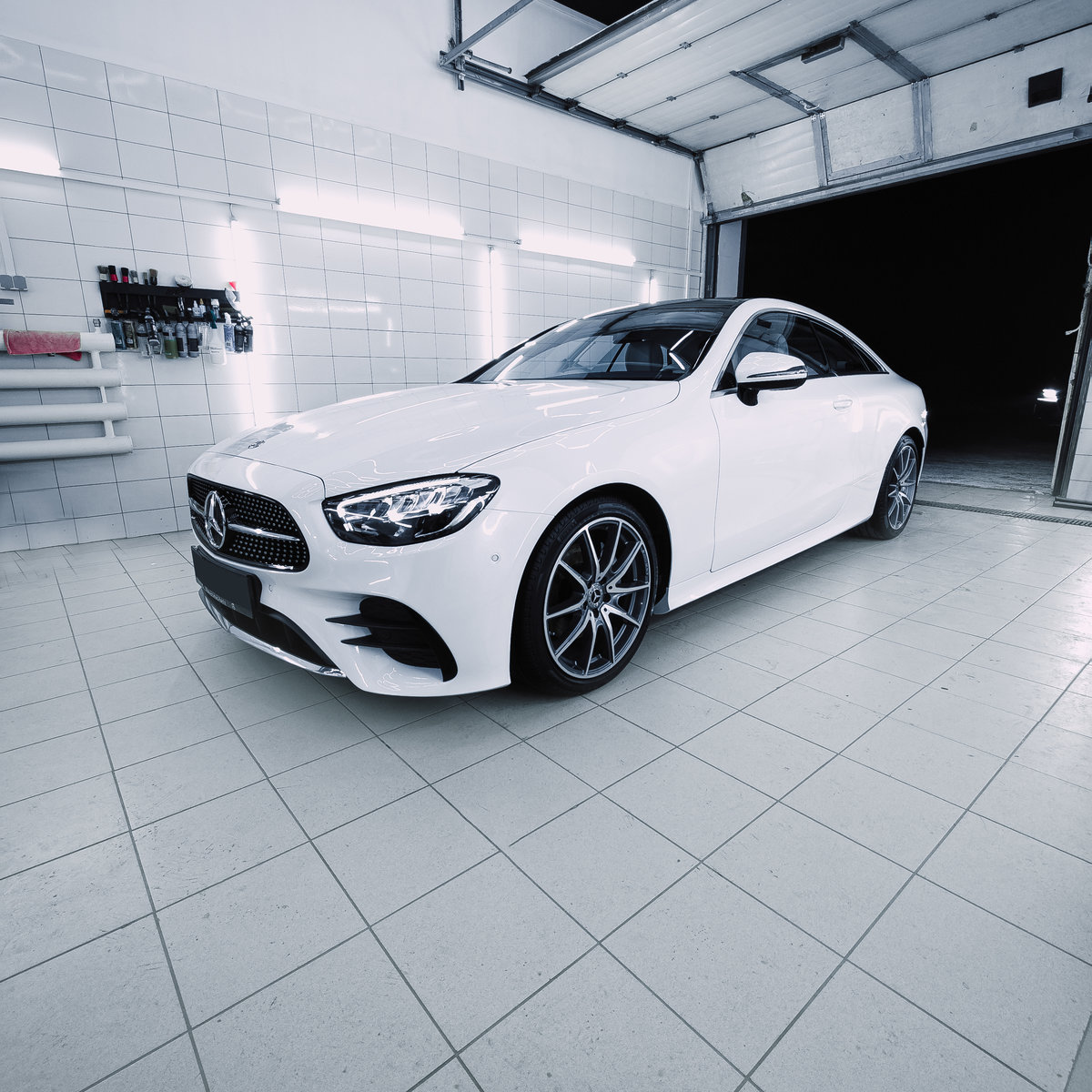 Миниатюра Антигравийная оклейка кузова Mercedes E-class