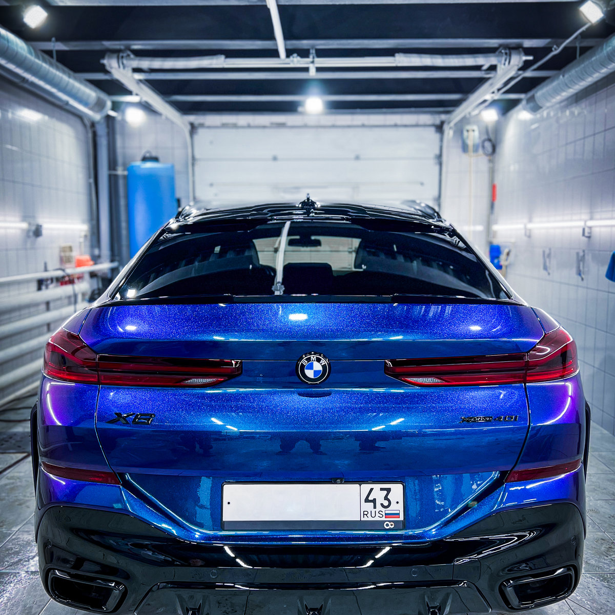 Миниатюра Антигравийная оклейка BMW X6 полиуретановой пленкой Stek с перламутровым эффектом 