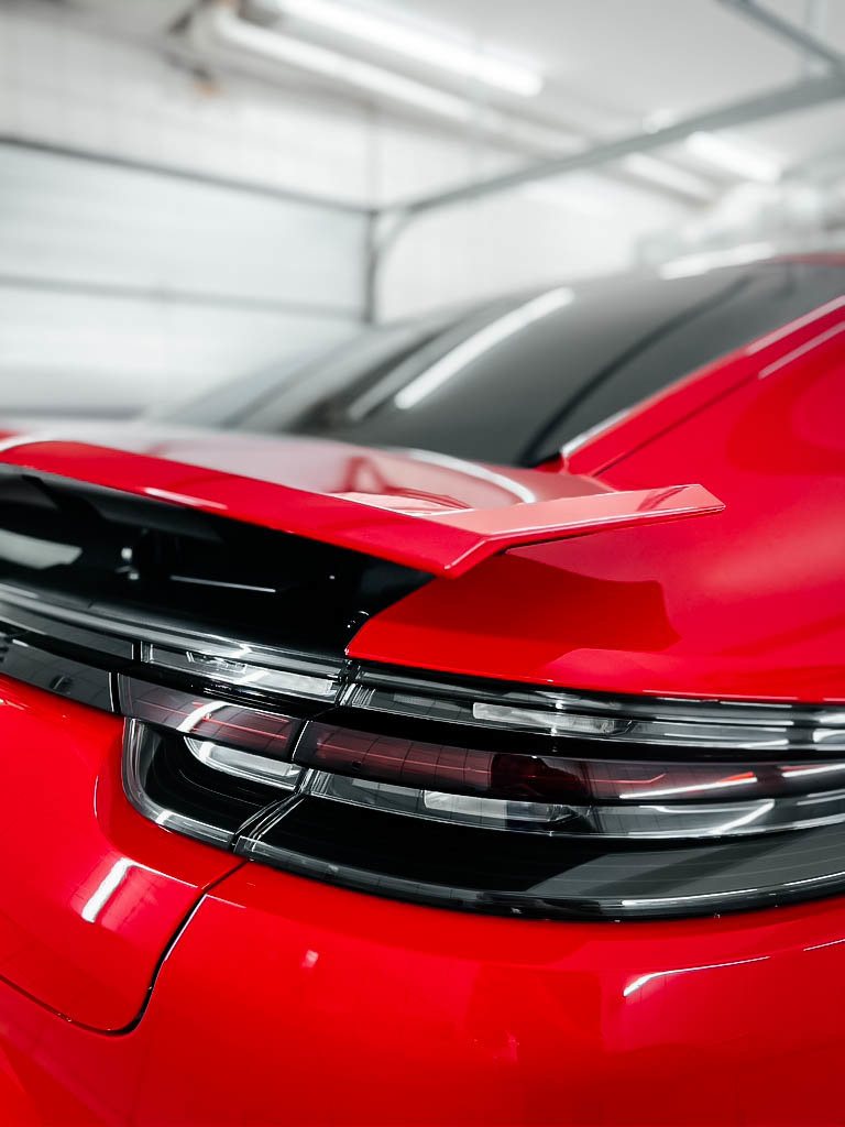 Миниатюра Оклейка в цветную полиуретановую пленку Porsche Cayenne