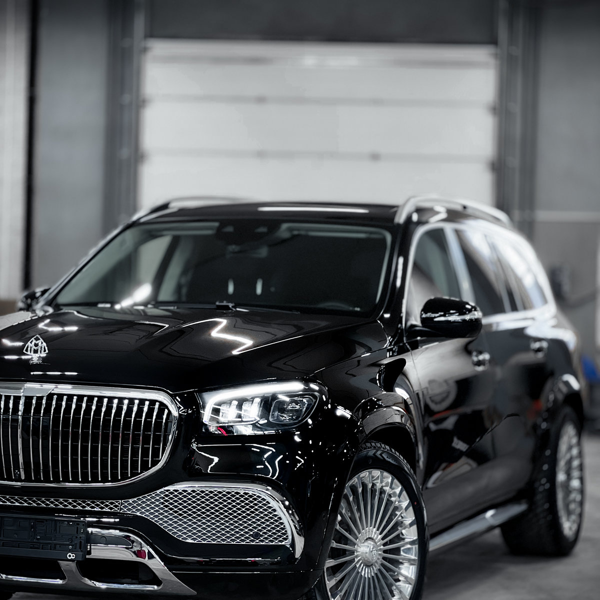 Миниатюра Антигравийная оклейка MB GLS глянцевой полиуретановой пленкой