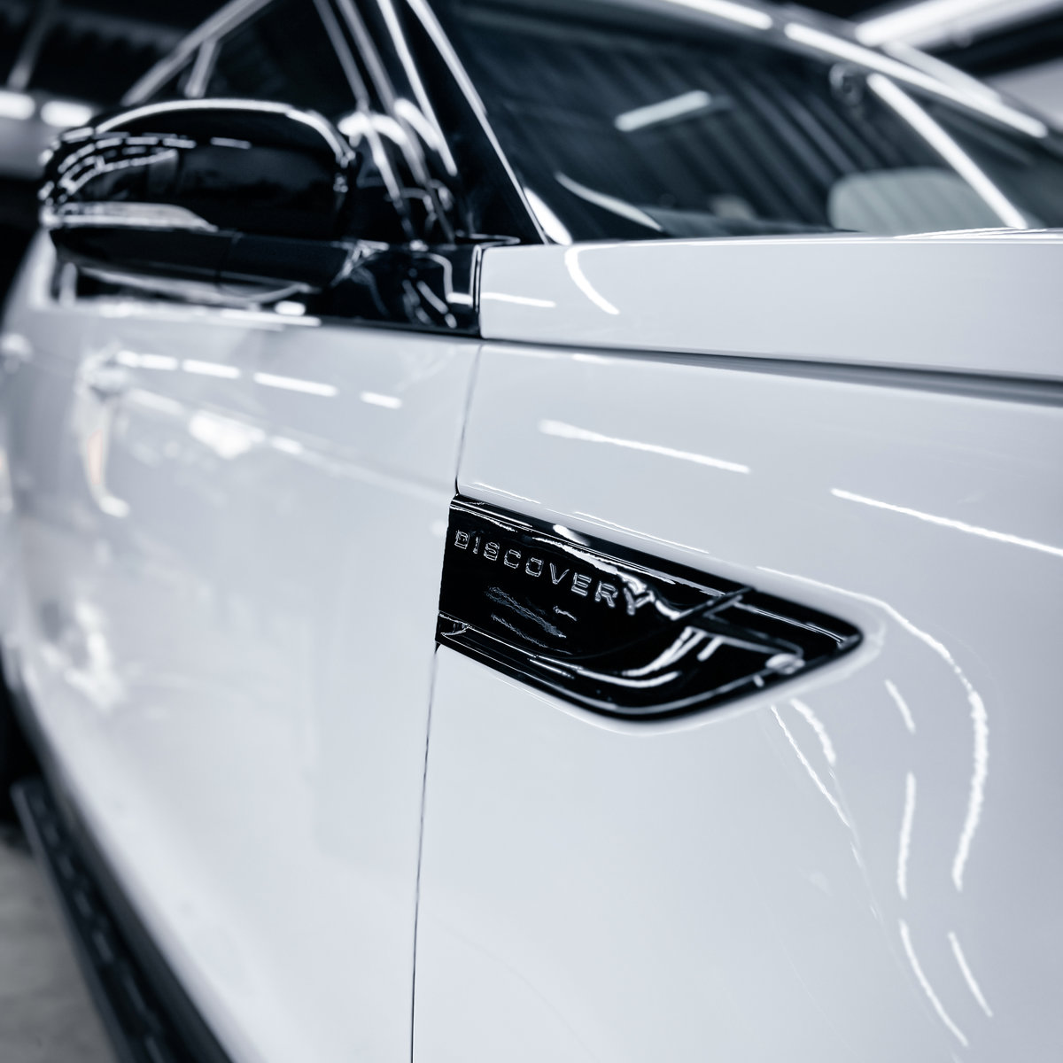 Миниатюра Антигравийная оклейка в полиуретан  Land Rover Discovery