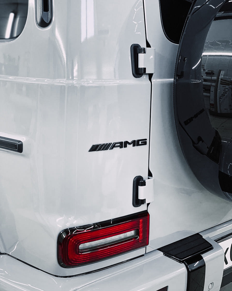 Миниатюра Оклейка в цветную виниловую пленку Mercedes-Benz G63