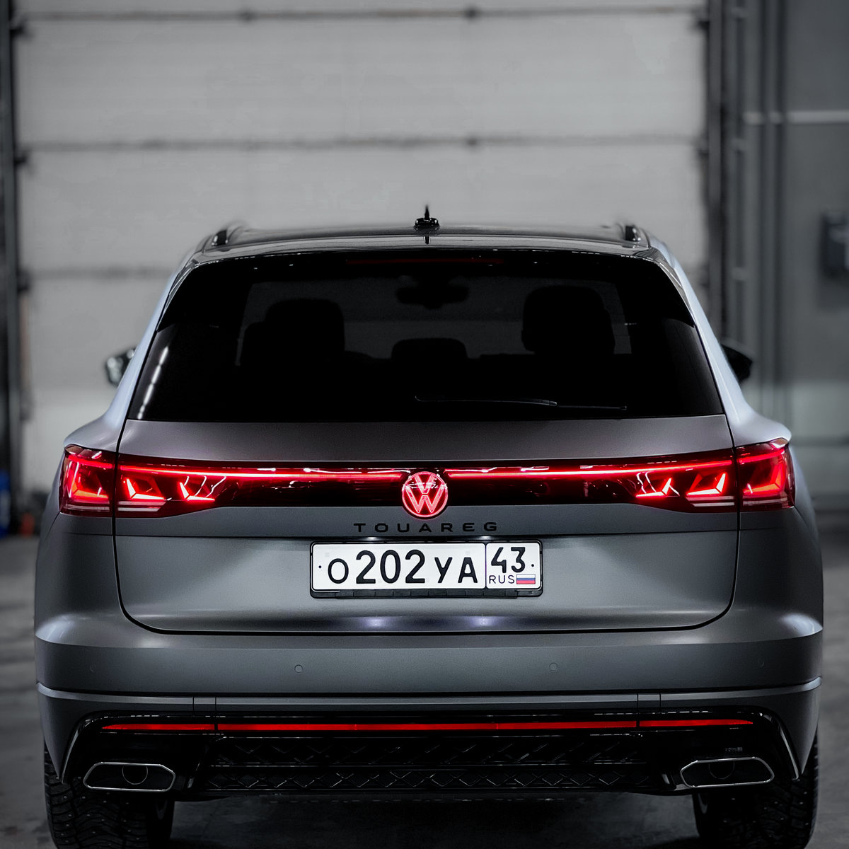 Миниатюра Антигравийная оклейка ​VW Touareg матовой полиуретановой пленкой