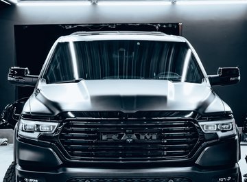 Миниатюра Антигравийная оклейка Dodge Ram в матовый полиуретан 