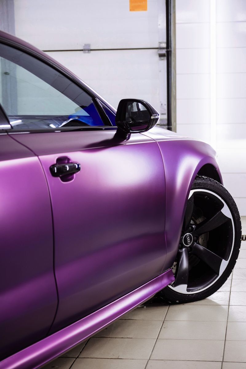 Миниатюра Оклейка в цветную виниловую пленку Audi RS7