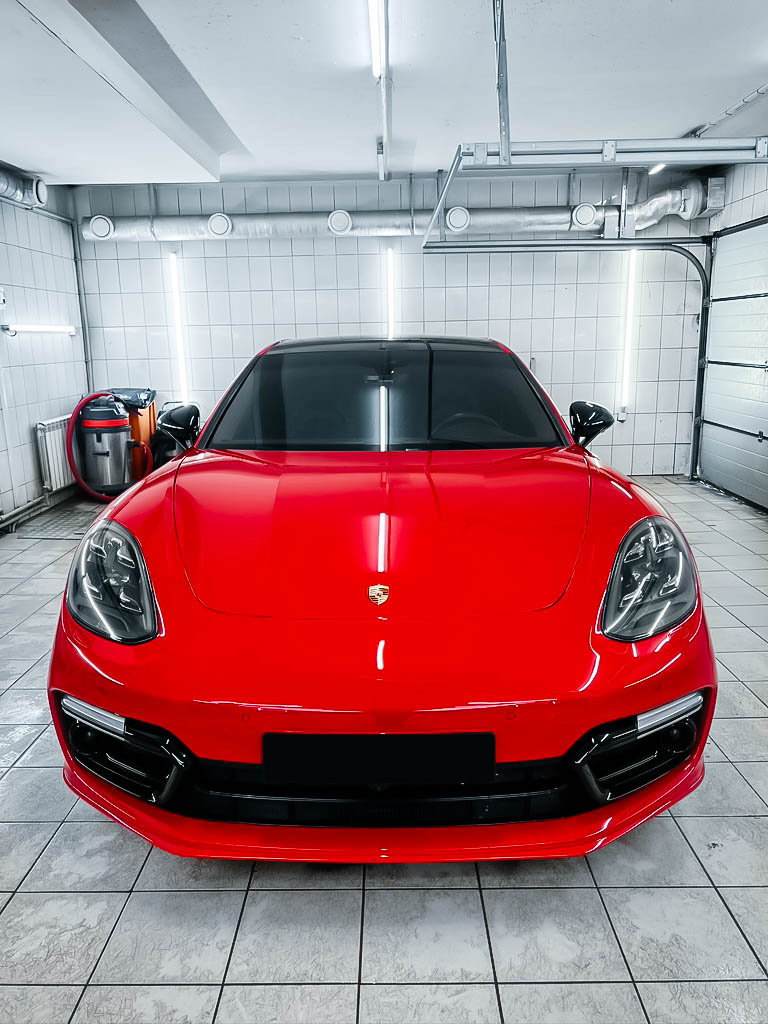 Миниатюра Оклейка в цветную полиуретановую пленку Porsche Cayenne